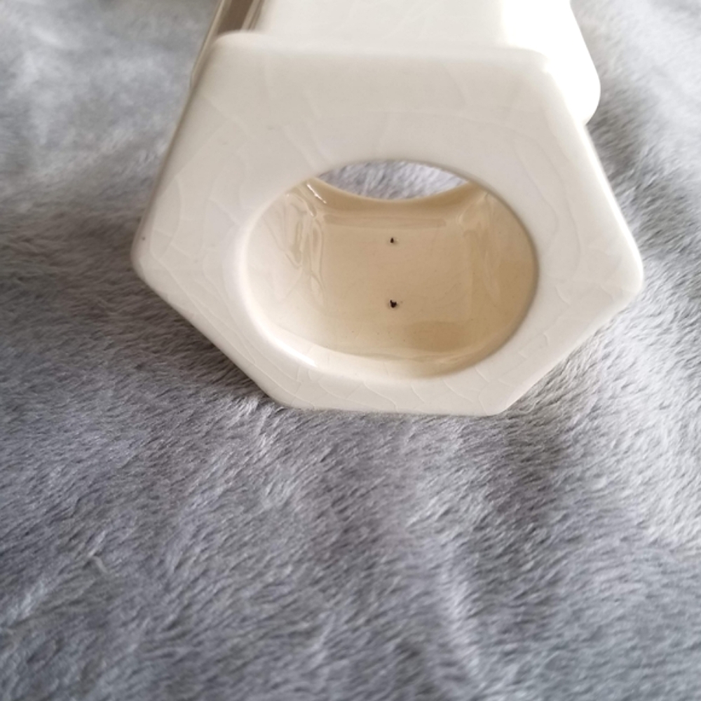 Mid-Century Modern Porcelain French Napkin Rings - Picture 7 of 13